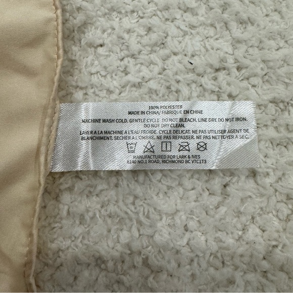 Satin Nude Scarf + Claw Clip Bundle - Picture 4 of 6